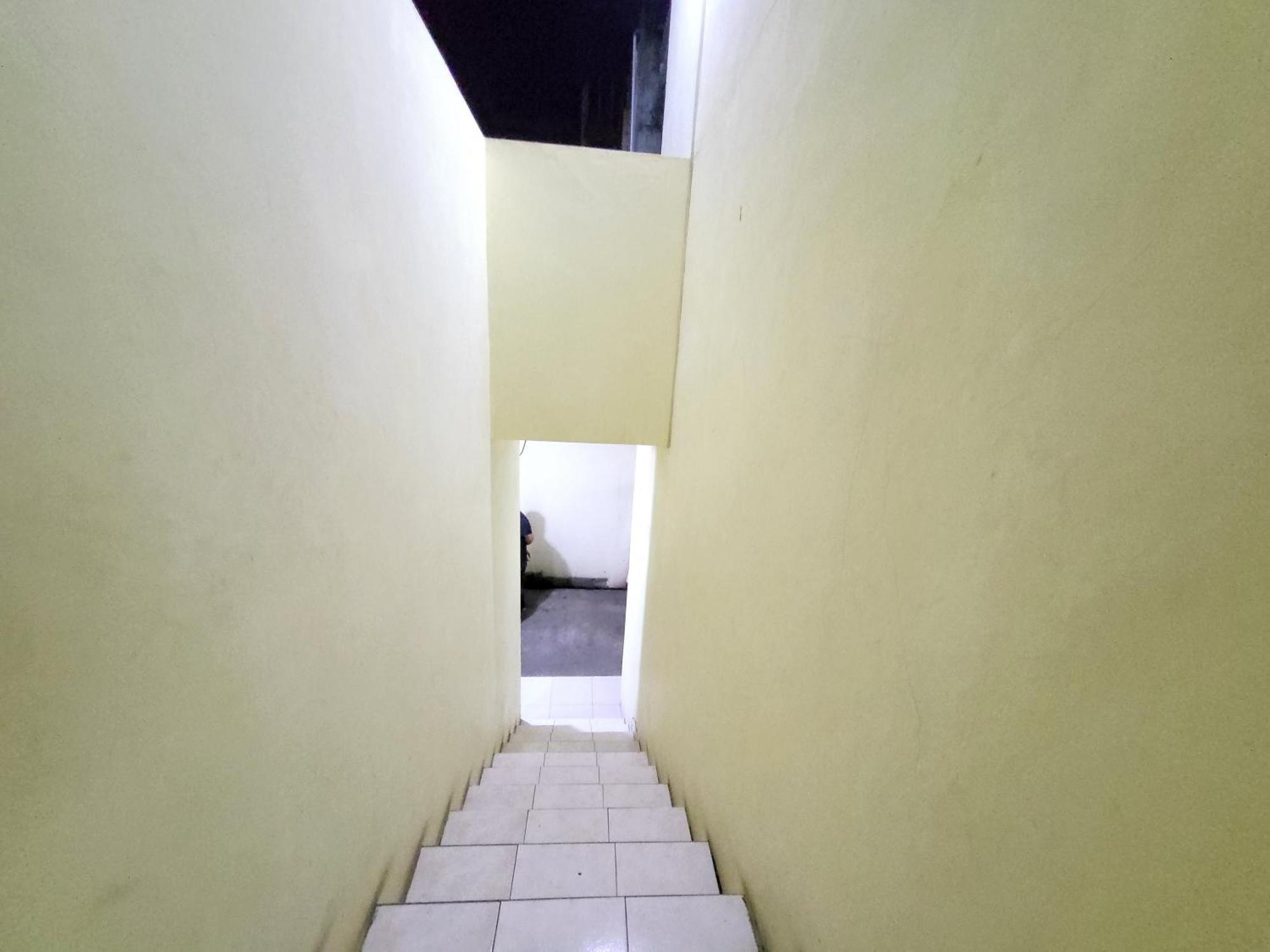OYO 2401 Ardini Residence Syariah Bojongsoang Bagian luar foto